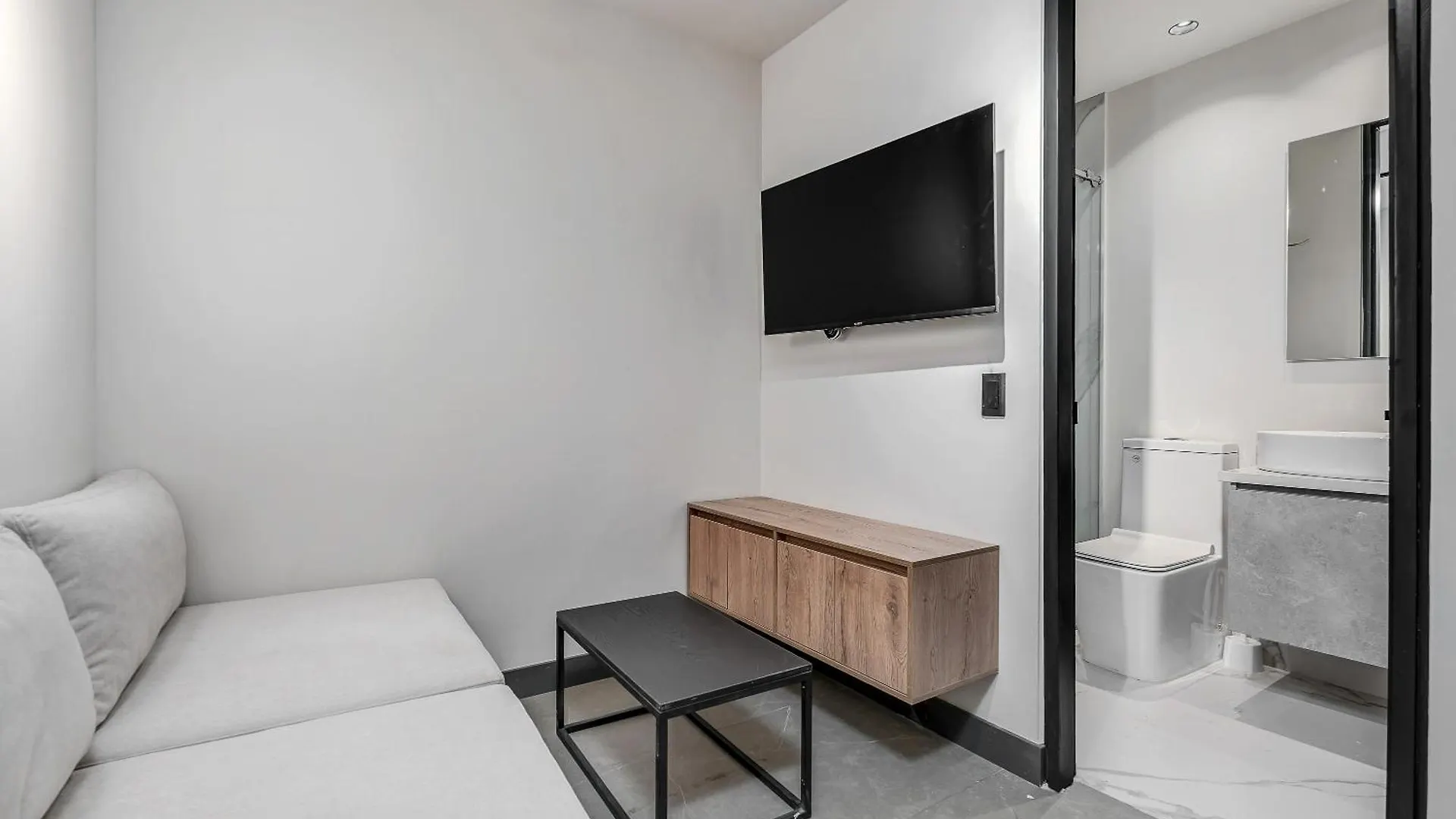 Aparthotel Apartamentos Housy Laureles Medellin