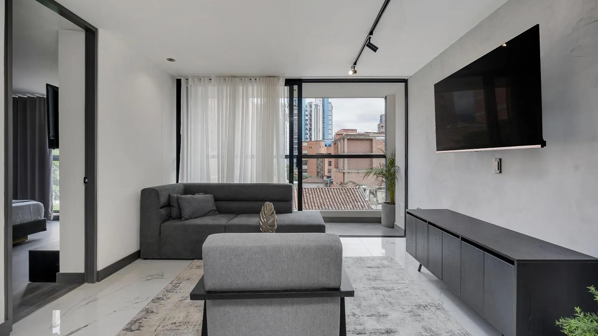 Apartamentos Housy Laureles Medellin Aparthotel