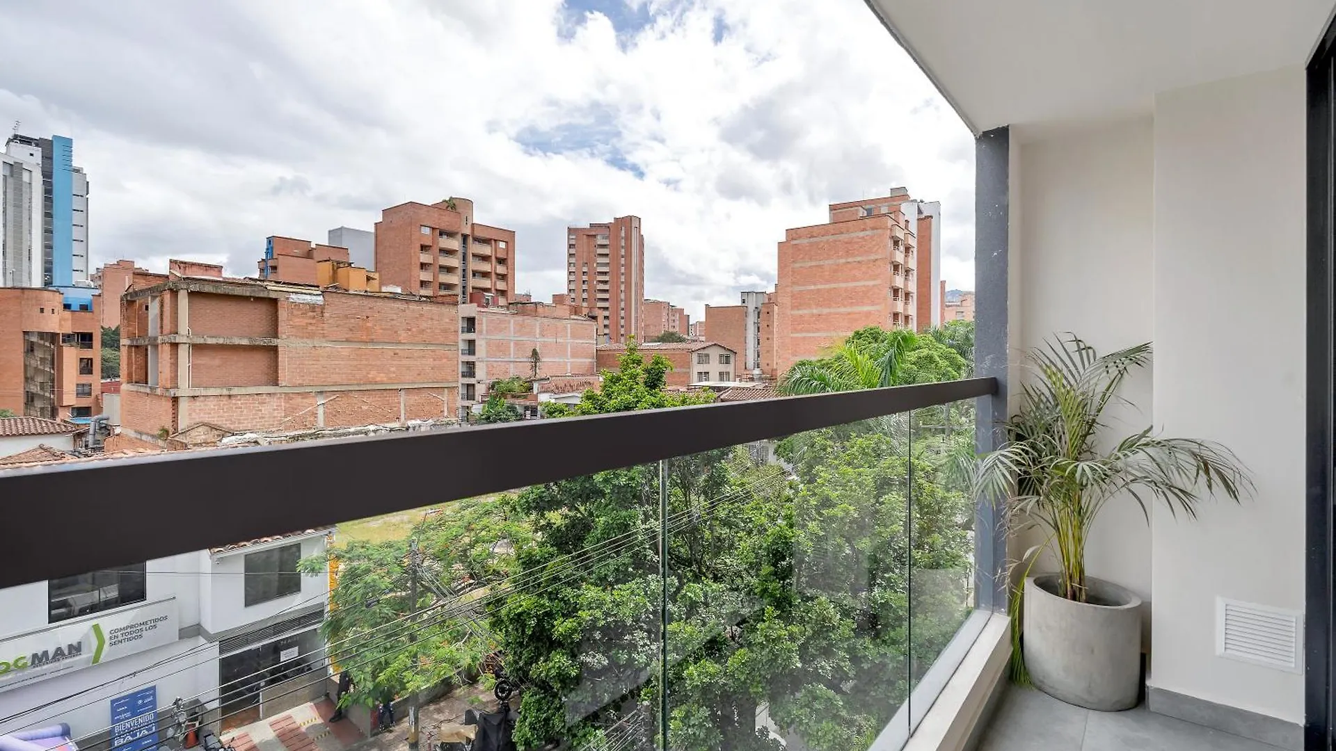 Apartamentos Housy Laureles Medellin