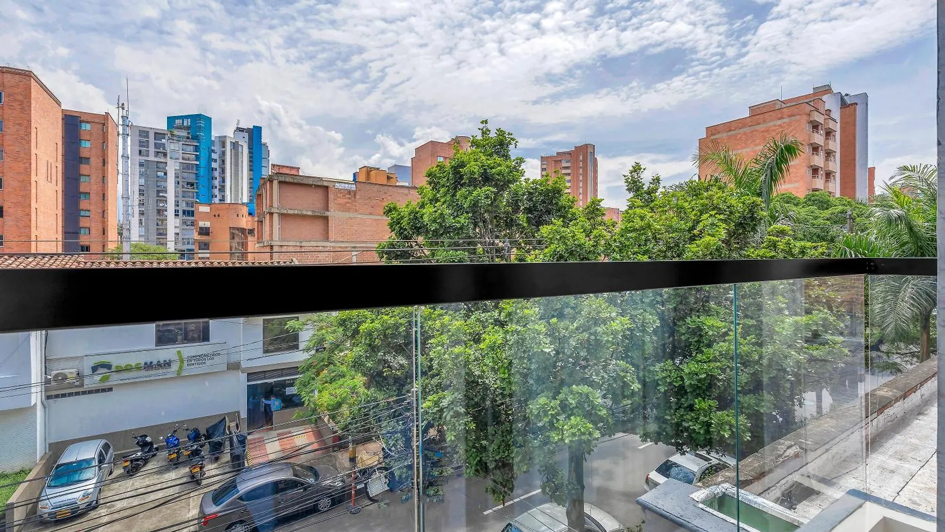 Apartamentos Housy Laureles Medellin Colombia