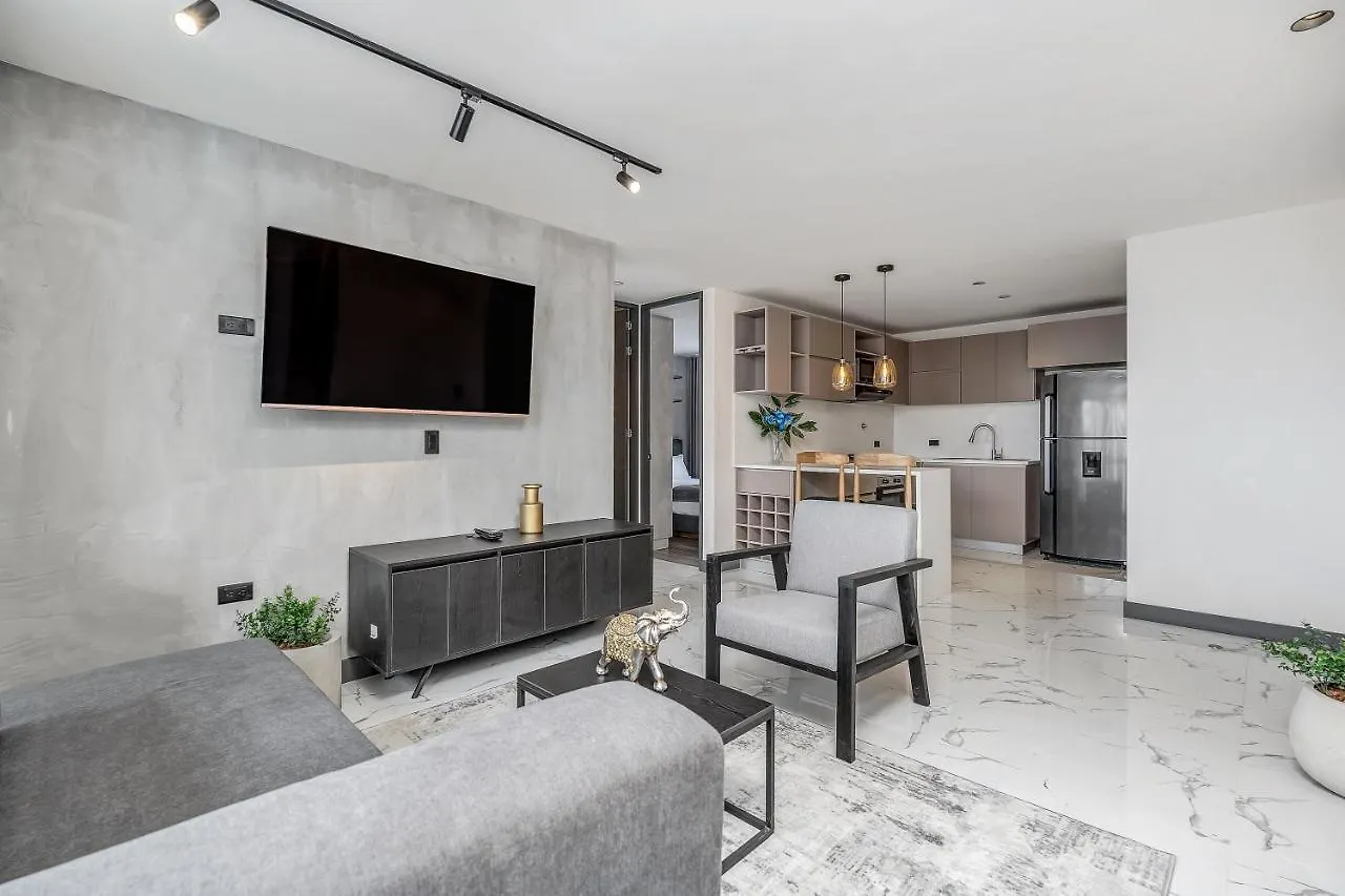 Apartamentos Housy Laureles Medellin 0*,  Colombia