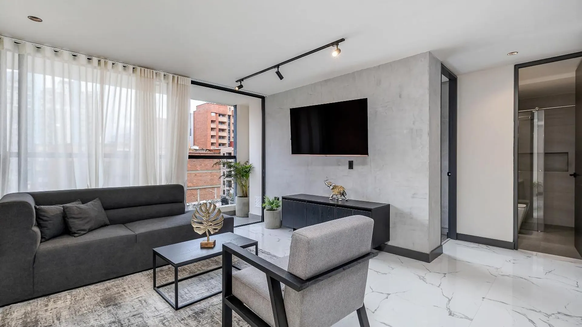 Apartamentos Housy Laureles Medellin 0*,
