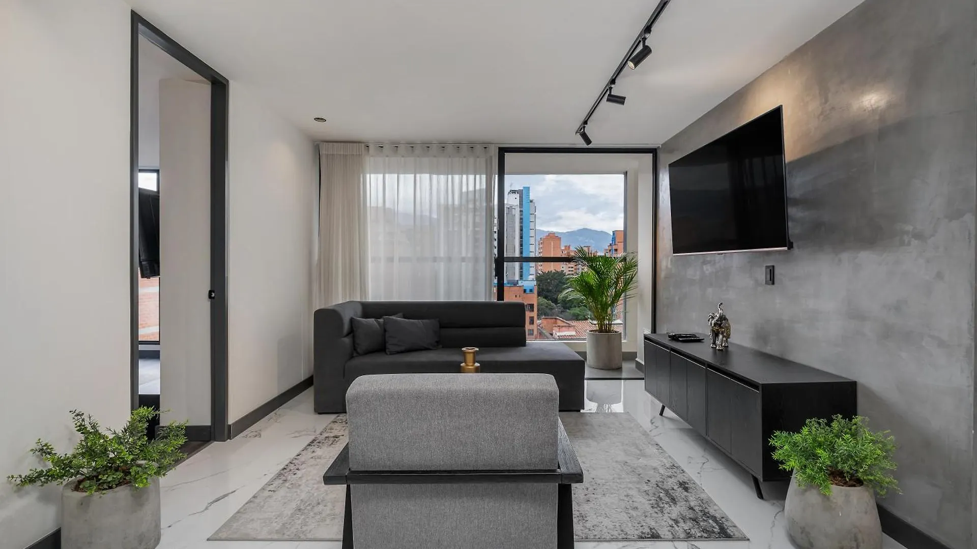 Aparthotel Apartamentos Housy Laureles Medellin