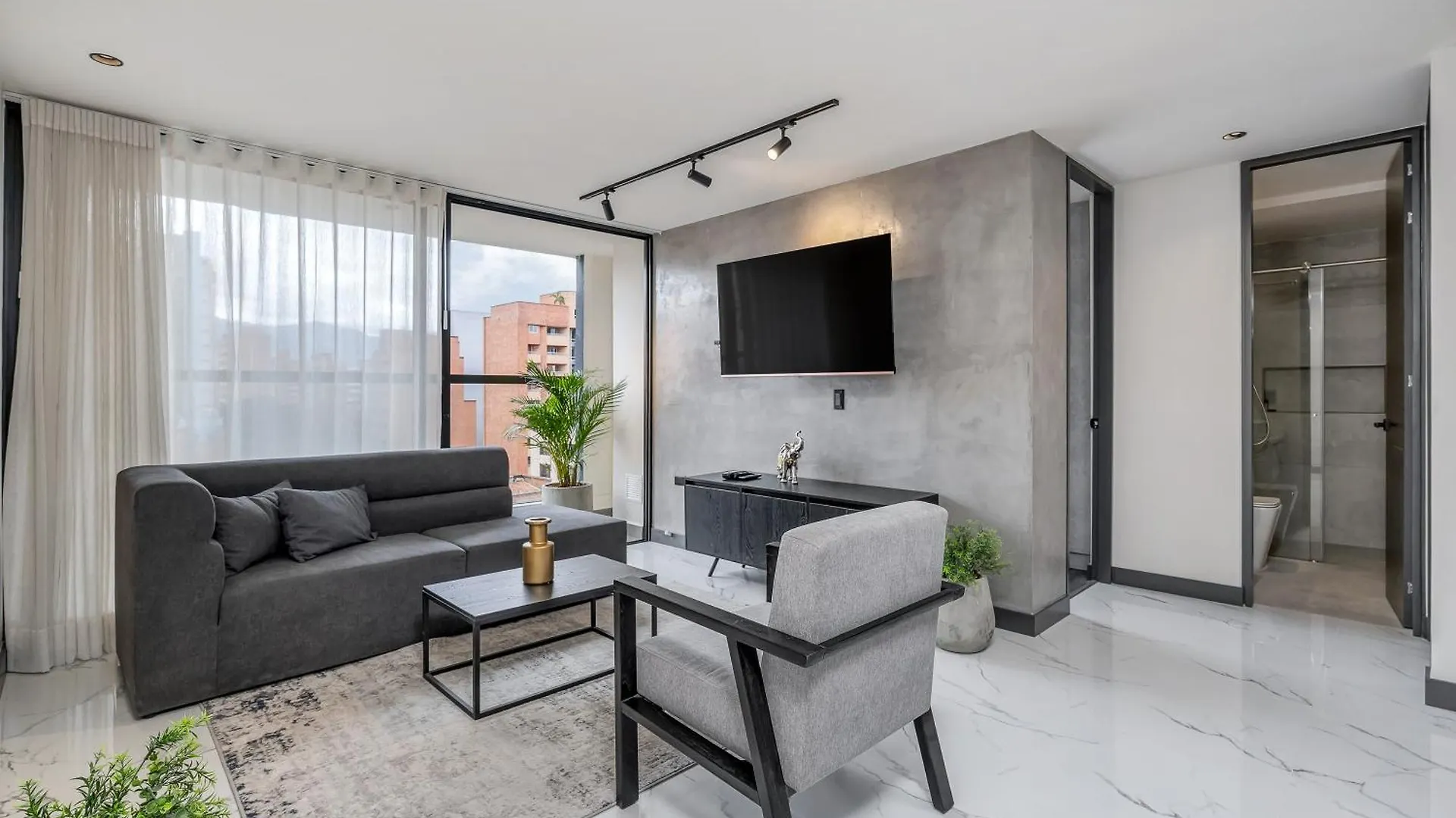 Apartamentos Housy Laureles Medellin 0*,  Colombia